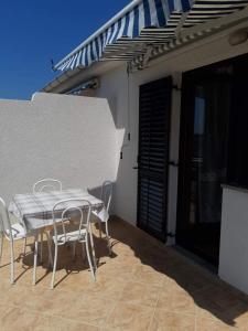 Apartment in Novalja with sea view, terrace, WiFi 3572-2 