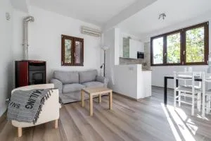 Scuole CEMM San Vito Apartment with parking - San Vito