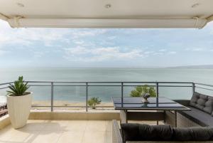 Mega suite on the sea