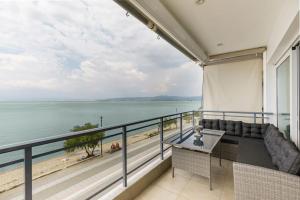 Mega suite on the sea