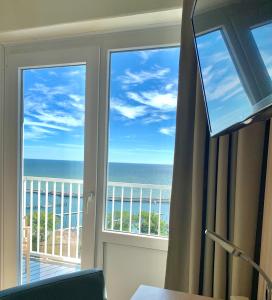 Kleines Doppelzimmer Seeseite room in Rügen-Hotel Sassnitz