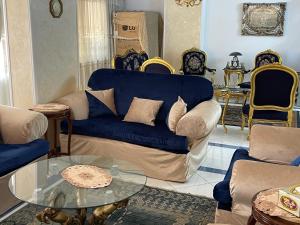 شقة 714سوبر 3 غرف مطله علي قناة السويس بورسعيد