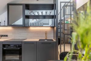 Artsy Exclusive Old Town Residence Gallery Walk