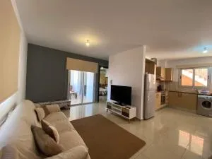 Andris apartment - Phrenaros