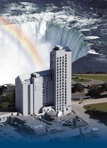 Oakes Overlooking The hotel, 
Niagara Falls, Canada.
The photo picture quality can be
variable. We apologize if the
quality is of an unacceptable
level.