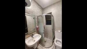 Apartment room in 30 1-bedroom Rental Unite With Services Nearby