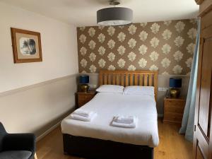 The Bullshead, Arthingworth House B&B
