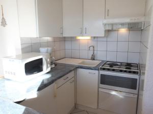 Appartement lumineux avec balcon sud, 50m des pistes, 5 pers., Wifi, parking - FR-1-417-34