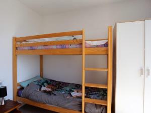 Studio lumineux 6 pers. balcon sud, proche pistes - FR-1-417-52