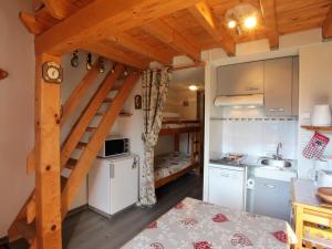 Studio 4 pers. avec mezzanine, parking, proche ski - La Toussuire - FR-1-417-53