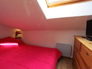 Charmant T3 sous les toits avec balcon sud, près des pistes - FR-1-417-67