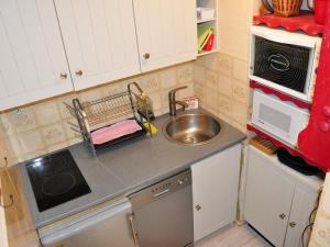 Appartement 4 pers, accès ski, balcon, calme - FR-1-417-94