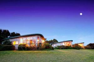 The Boomerangs at Johanna on the Great Ocean Road