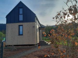 Ostoja Radków całoroczny domek z balią