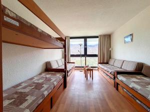 Appartement triplex lumineux au pied des pistes avec balcon - FR-1-344-1008