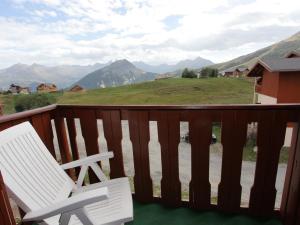 Studio lumineux et fonctionnel, 2ème étage, 4 pers, skis aux pieds, balcon exposé Sud, près télésiège - FR-1-416-56