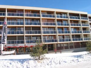 Studio fonctionnel 5 pers, centre station, 3e étage - FR-1-416-45