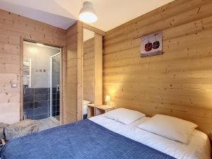 Appartement lumineux face aux pistes, 3 chambres, 6 pers., centre station, 73300 Fontcouverte-la-Toussuire - FR-1-416-35