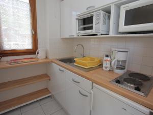 Studio alcôve 5 pers à 50m des pistes, animaux admis - FR-1-416-119