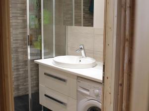 Appartement lumineux 6 pers, 2 ch, départ ski au pied - FR-1-416-94