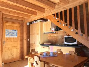 Chalets Chalet La Toussuire, 4 pieces, 7 personnes - FR-1-416-104 : photos des chambres