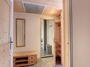 Appartement rénové 2* style montagne 8 pers, 2 ch, proche pistes - FR-1-416-145