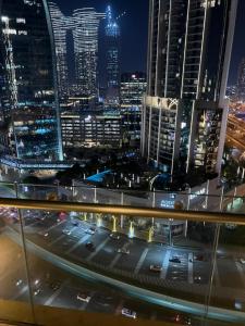 Address Dubai Mall Fashion Avenue Full Burj Khalifa views Studio