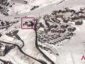 Studio cabine cosy aux Menuires, 3 pers, pied des pistes, balcon, proche commodités - FR-1-452-291