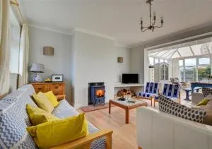 Crows Nest - Burnham Deepdale