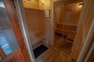 Apartamenty przy górskich rzekach