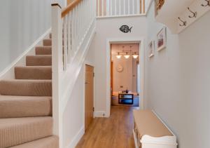 One Brightwell Close