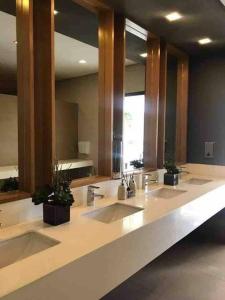 Studio at viceroy t4 Florence way