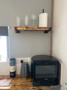 Adorable bedsit for you, partner and your pet!