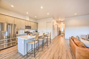 Flagstaff Retreat with Covered Patio, 3 Mi to Dtwn