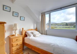 3 Tyn Llan