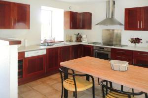 Maisons de vacances Stone House in Brittany near Morlaix Bay : photos des chambres