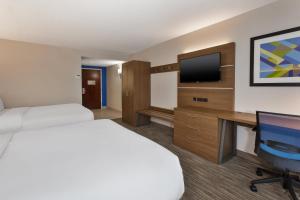 Standard Queen Room with Two Queen Beds room in Holiday Inn Express & Suites Chesapeake an IHG Hotel