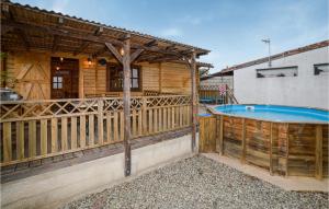 Maisons de vacances Stunning home in VENTISERI with Outdoor swimming pool, 2 Bedrooms and WiFi : photos des chambres