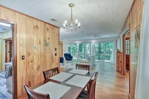Secluded Franklin Cabin with Furnished Deck!