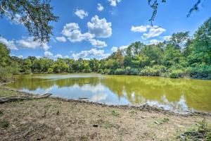 Hand-Built Black Fork Cabin 2 with Fire Pit!