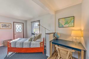 Williams Bay Getaway with Geneva Lake Views!