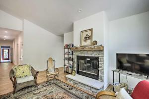 Door County Family Home: 3 Mi Whitefish Dunes