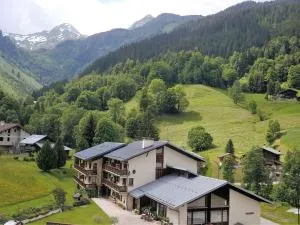 Appartement 5 pers. 2 étoiles au pied des pistes, Arêches-Beaufort, 36m², parking, proche randonnée - FR-1-342-155 - 阿尔贝维尔