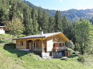 Chalets Chalet Areches-Beaufort, 5 pieces, 14 personnes - FR-1-342-239 : photos des chambres