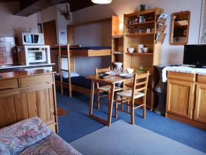 Studio paisible à Notre-Dame-de-Bellecombe - 4 pers, parking - FR-1-595-28