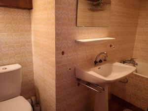 Appartements Appartement Notre-Dame-de-Bellecombe, 1 piece, 3 personnes - FR-1-595-28 : photos des chambres