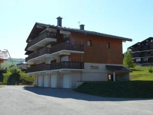 Appartements Charmant 2 pieces aux Saisies, balcon sud/est, proche pistes et ESF, classe 2 etoiles - FR-1-594-118 : photos des chambres