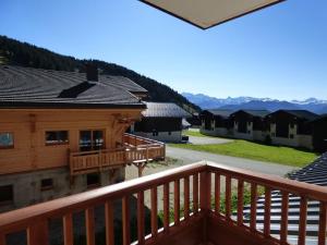 Studio confortable avec balcon aux Saisies - FR-1-594-143
