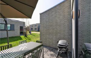 Beautiful Home In Lembruchdümmer See