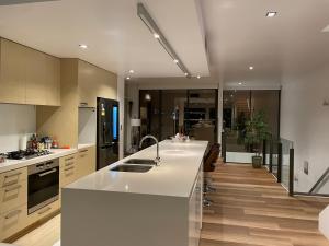 Docklands Luxury Penthouse Right Above The District Docklands